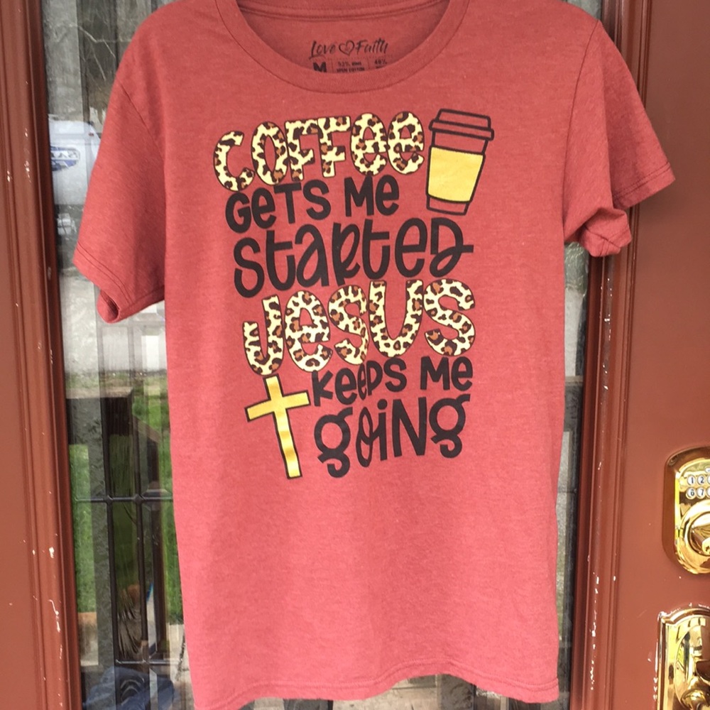 Cute burnt orange collared short sleeve T-shirt size medium